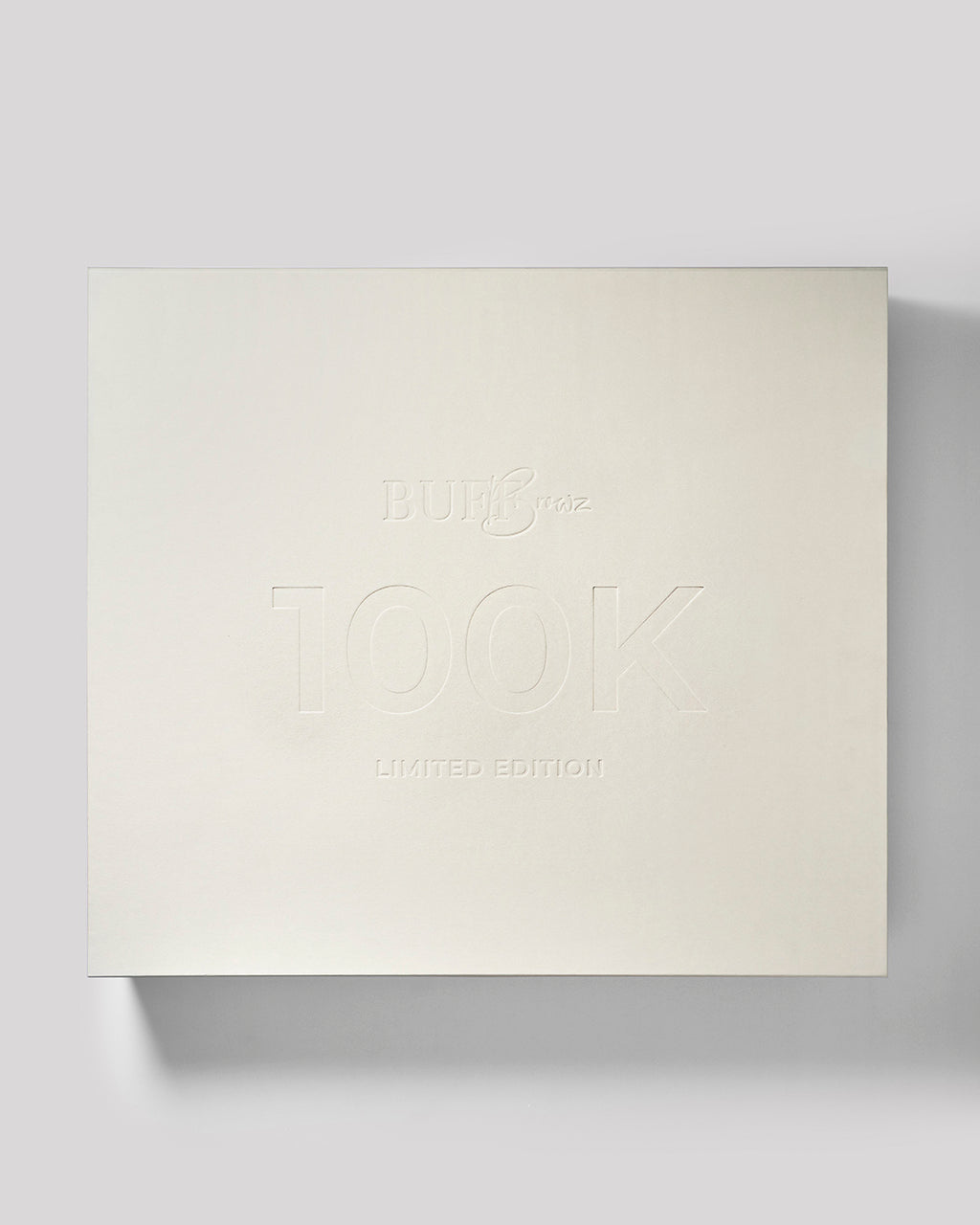 Caja de edición limitada de 100 000 unidades